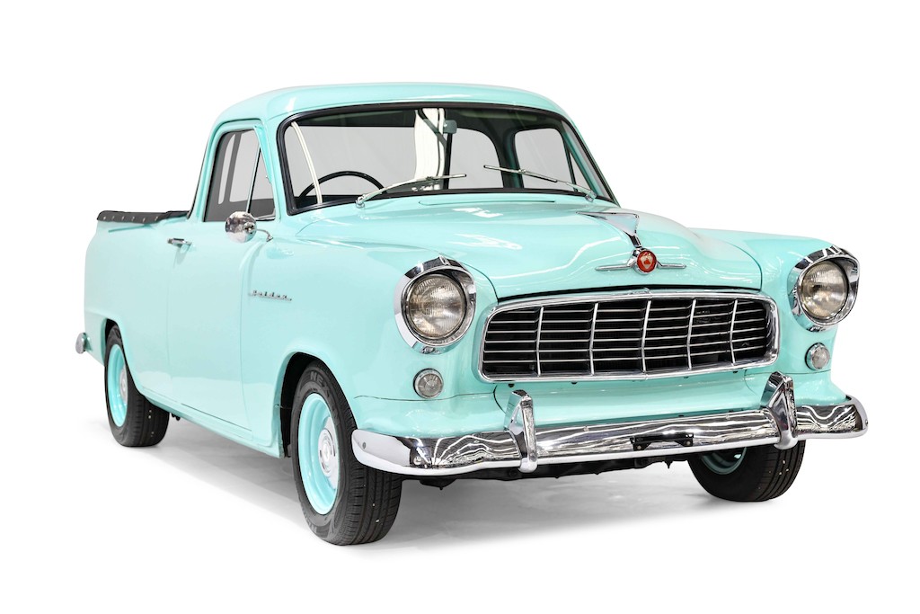 The EVA Car Mats Online is fixed to the floor with special fasteners corresponding to the Holden FE (1956 - 1958) and do not move during driving. Also, they cover the maximum floor area in the passenger compartment.