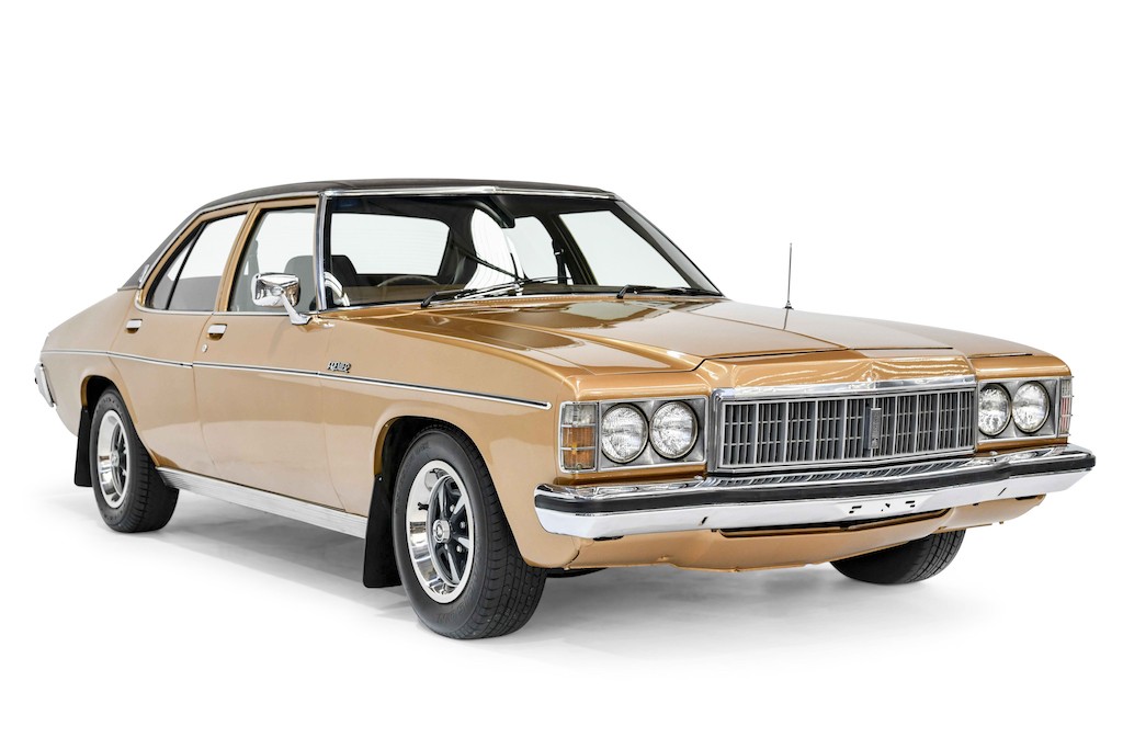 EVA Car Floor Mats Super Cheap for Holden Premier (1968 - 1979) is resistant to high and low temperatures. Their flexibility does not decrease even at –50 ℃, which has repeatedly tested in practice in northern countries. Additionally, +50 ℃ does not affect at all the quality of the material.