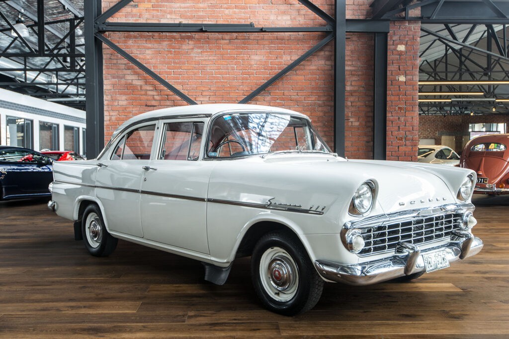 Moreover, EVA Holden Car Mats for EK (1961 - 1962) production is a bright, practical and modern solution to protect the car from dirt. Custom EVA Floor Mats, designed specifically for the vehicle. Match all the floor curvatures to the maximum and keeping them clean and tidy.